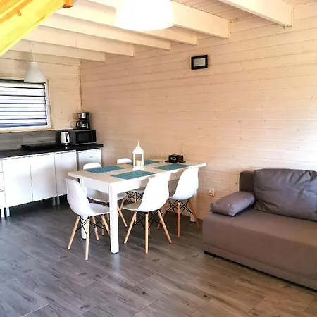 Przy Morzu 550 M Do Plazy Rusinowo (Slawno)