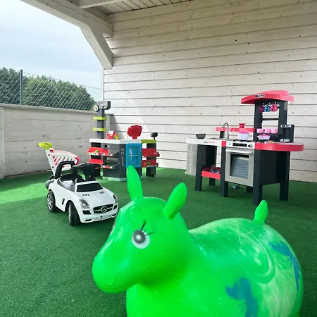 Przy Morzu 550 M Do Plazy