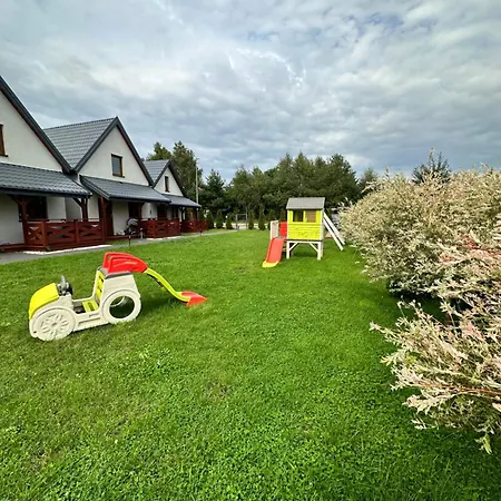 Casa de Férias Przy Morzu 550 M Do Plazy Rusinowo (Slawno)