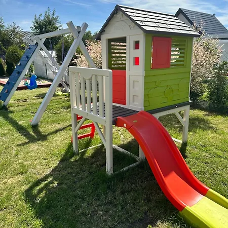 Casa de Férias Przy Morzu 550 M Do Plazy *